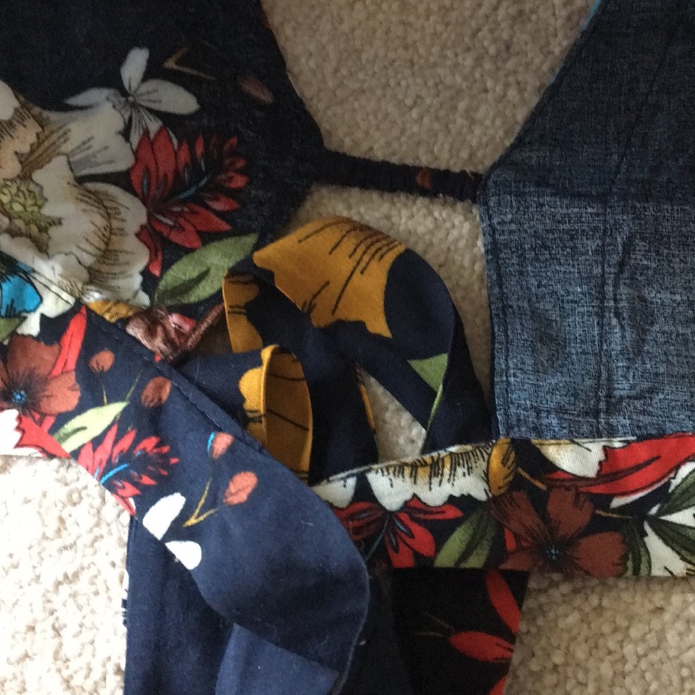 Two piece set - Picture 2 of 2